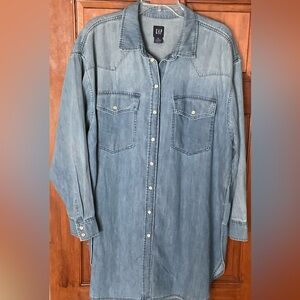 Ladies' Casual Denim Button-Down Shirt